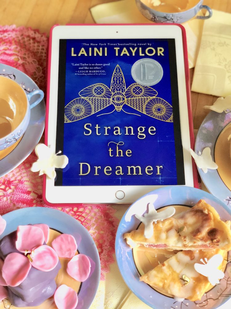 Strange the Dreamer by Laini Taylor © 2019 ericarobbin.com | All rights reserved.