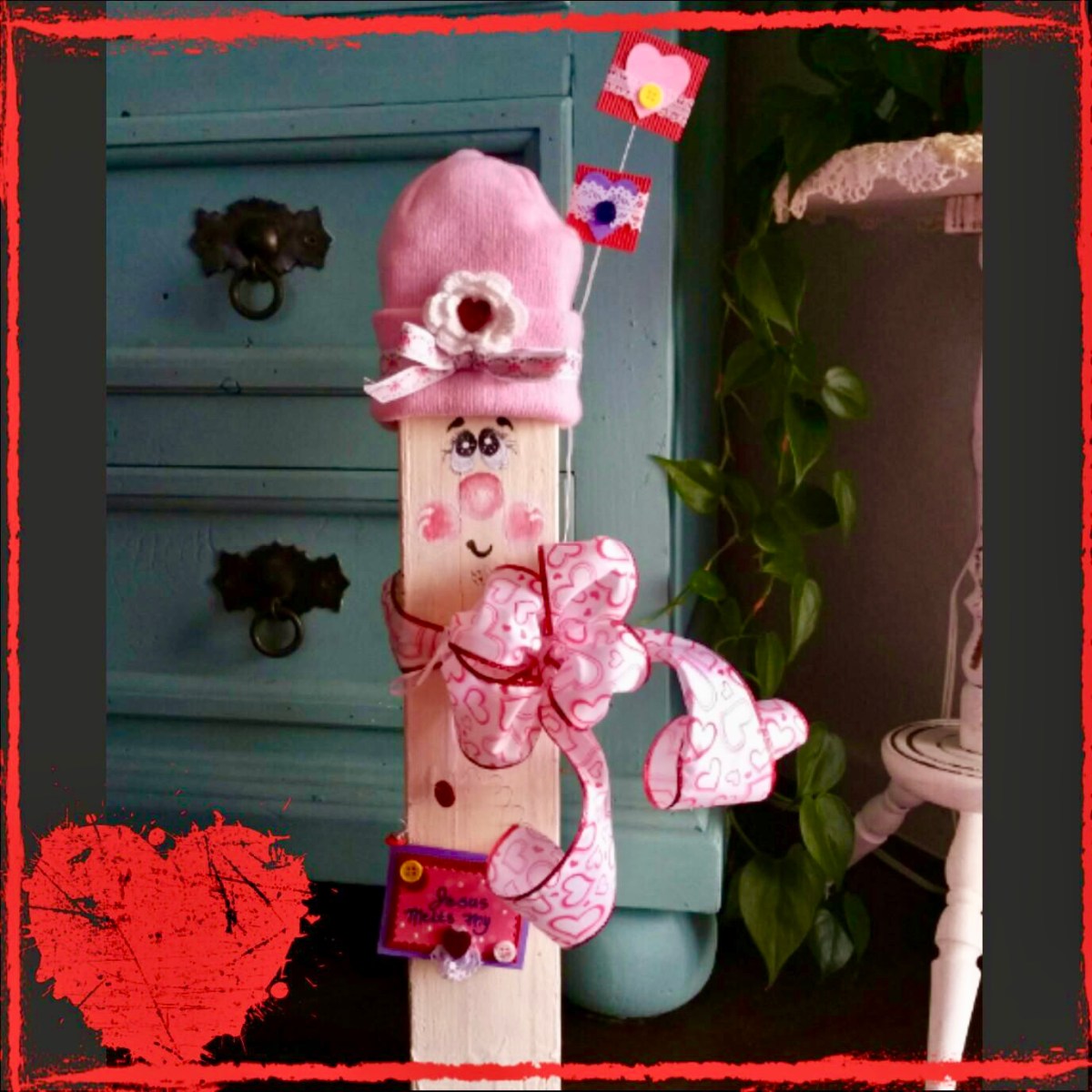 Adorable Wooden Valentine’s Day Craft Decor